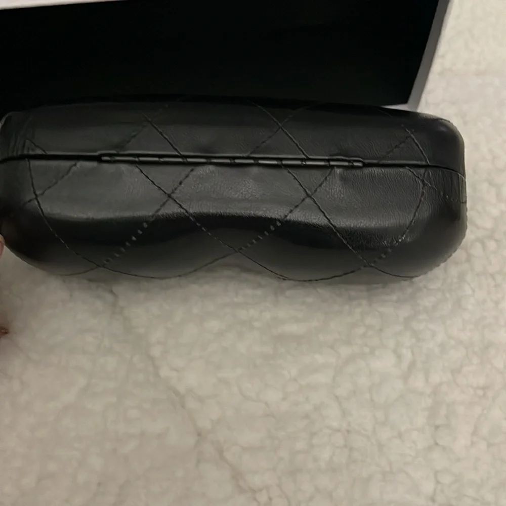 Chanel Sunglasses 100% Authentic beautiful